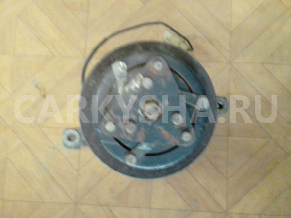 Компрессор кондиционера Daihatsu Atrai оригинальный номер 8832097201