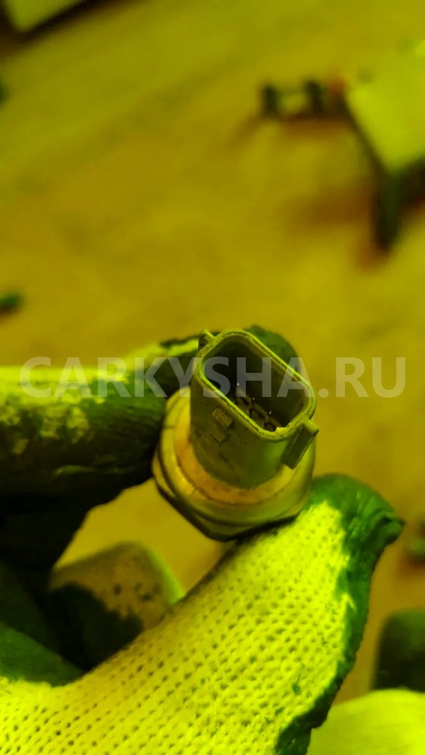 Датчик давления масла Nissan Note 