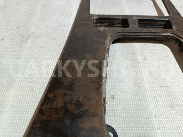 Накладка (кузов внутри) BMW 7er 