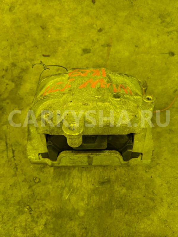 Подушка двигателя Volkswagen Jetta 