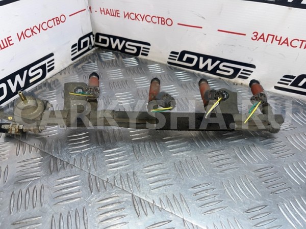 Форсунка топливная Mazda Familia 