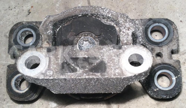 Опора КПП Land Rover Range Rover Evoque Внедорожник 5 дв. оригинальный номер LR024738 BJ327M121AC