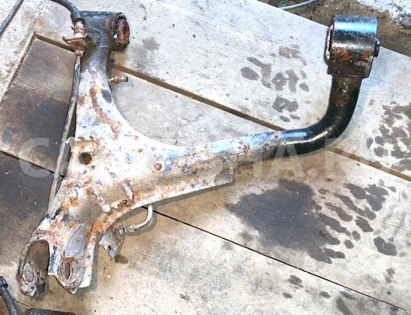 Рычаг задний RH верхний Land Rover Discovery III оригинальный номер LR010523 RGG500440 RGG500043 RGG500042