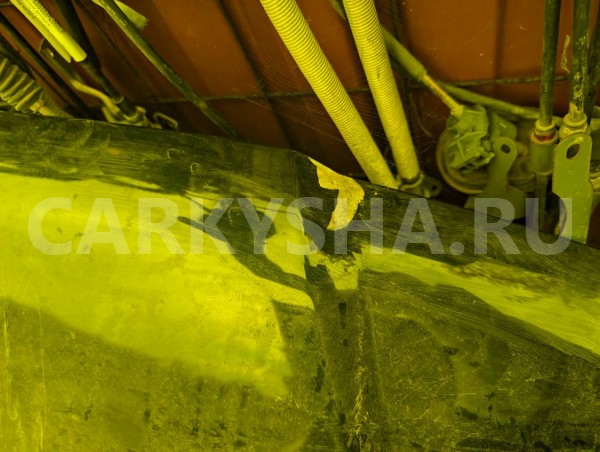 Капот Ford Explorer 