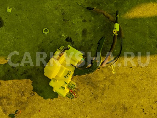 Замок двери Honda Accord 