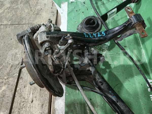 Кулак Honda Civic 8 2006-2011 52210SNAA50 4D, задний правый Honda Civic 