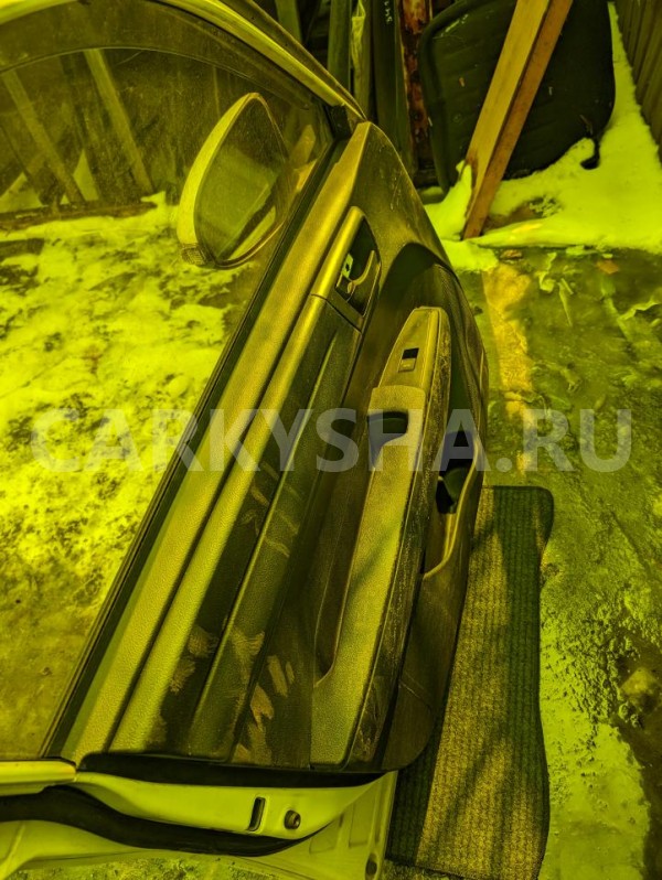 Дверь Toyota Corolla 