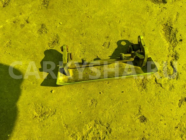 Ручка двери Mitsubishi Delica 