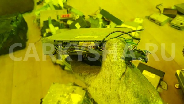 Блок efi Daihatsu Mira 