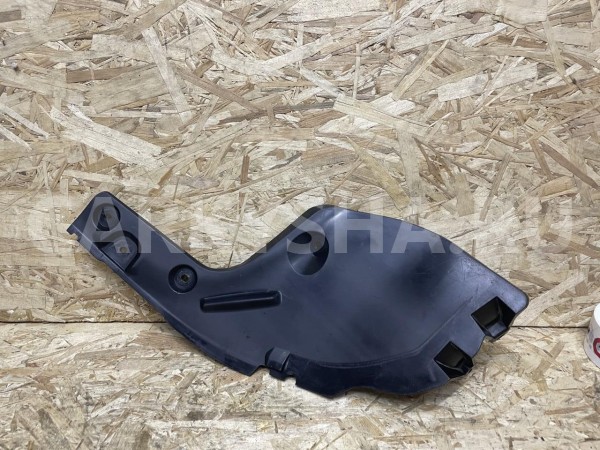 Уплотнитель заднего бампера правый Toyota Land Cruiser 300 Series оригинальный номер 52591-60050