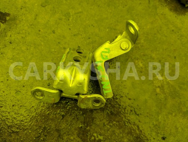 Петли на дверь Nissan Teana 