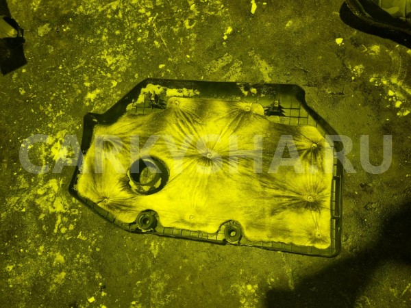 Декоративная крышка двс Mazda Premacy 