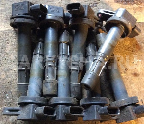 Катушка зажигания 4.2 4.4 Land Rover Discovery III оригинальный номер 4744015 4526466 2W93-12A366-BA 2W9312A366BA 099700-0711