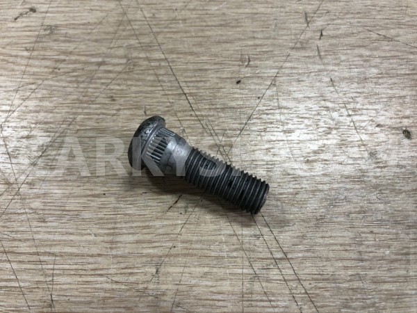 Шпилька колеса Toyota Alphard III Рестайлинг оригинальный номер 90942-02049