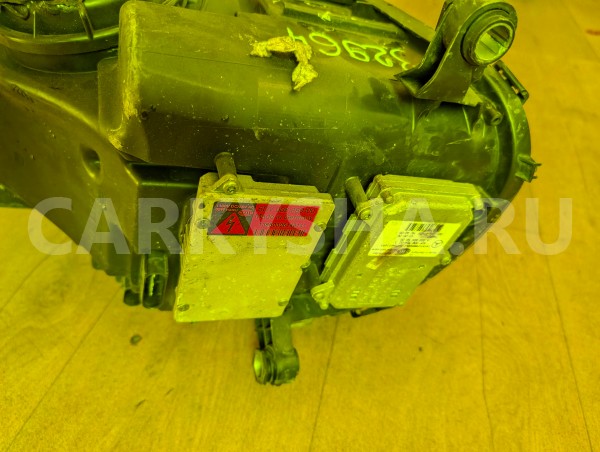 Фара Mercedes-Benz R-klasse 