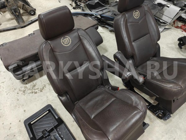Сиденья Cadillac Escalade, задняя Cadillac Escalade 