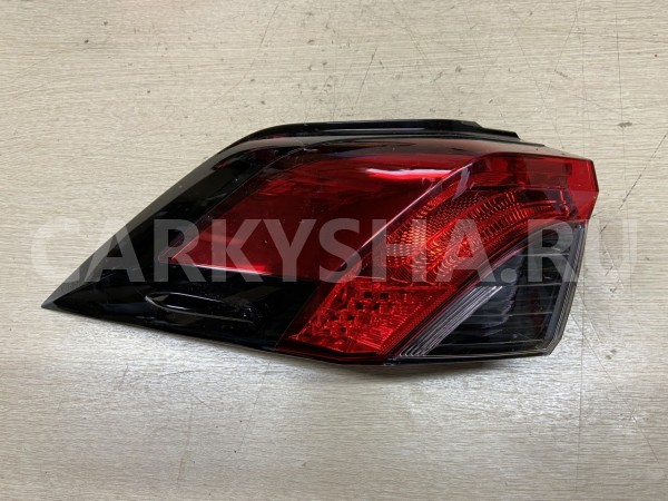 Фонарь задний левый Toyota RAV 4 V (XA50) оригинальный номер 81561-42230