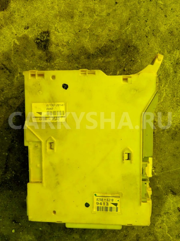 Блок предохранителей Toyota Alphard 