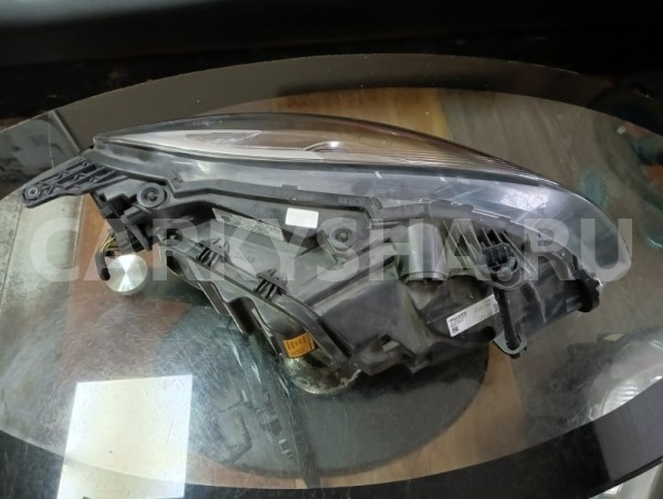 Фара ксенон Volvo v40 2013-2020 31283334, левая Volvo V40 