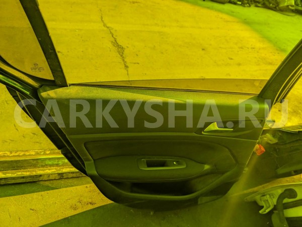 Дверь Peugeot 308 