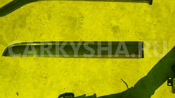 Ветровик Suzuki Wagon R 