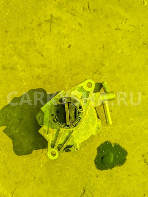 Вакуумник Mitsubishi Delica 