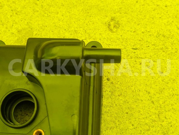 Клапанная крышка Nissan Wingroad 