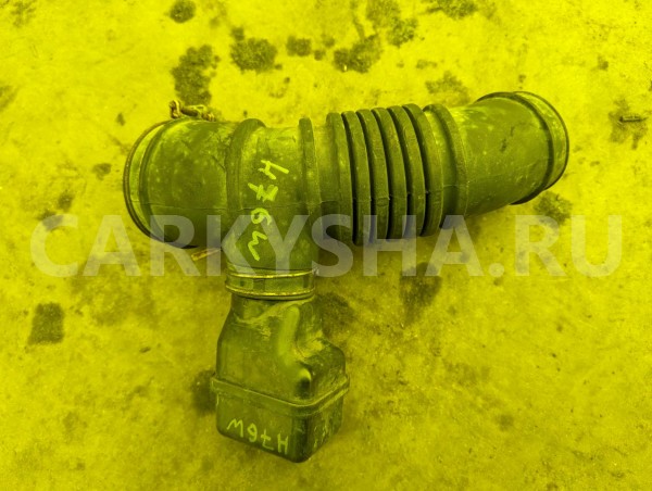 Патрубок воздушного фильтра Mitsubishi Pajero iO 