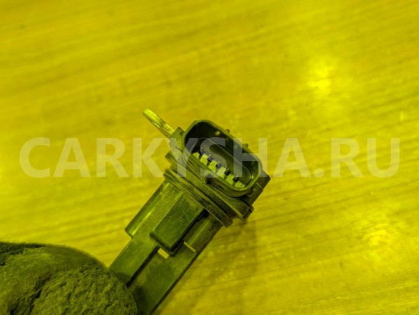 Датчик расхода воздуха Toyota Corolla 