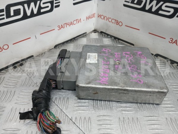 Блок управления ДВС Mazda MPV 