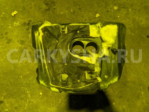 Декоративная крышка двс Mazda Biante 