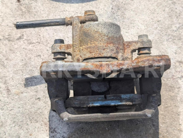 Суппорт Nissan Kix 