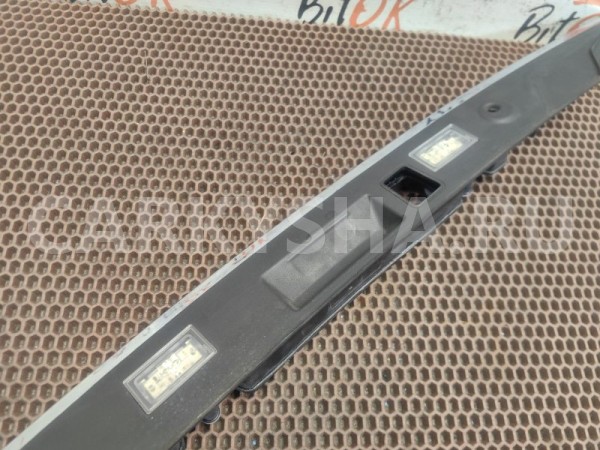 Подсветка номера BMW 7er 