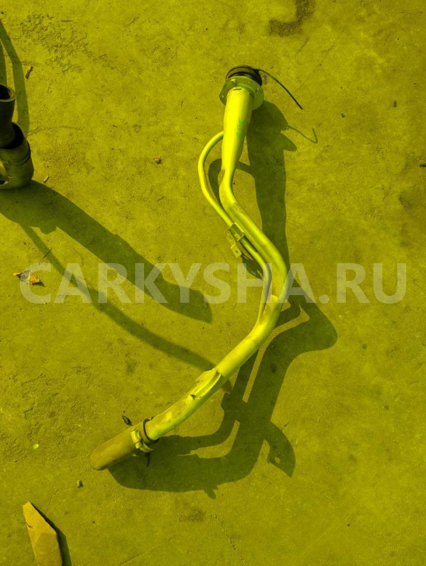 Горловина топливного бака Subaru Legacy оригинальный номер 42066AG000