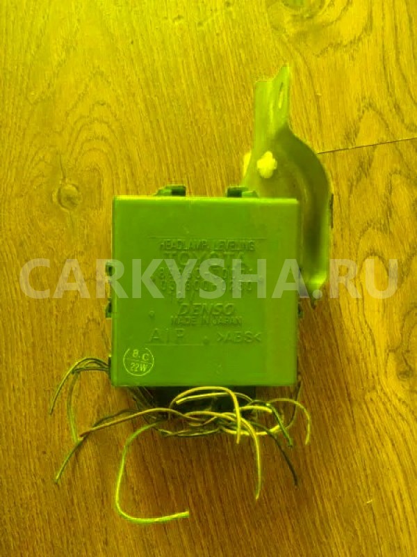 Блок коррекции фар Toyota Crown 