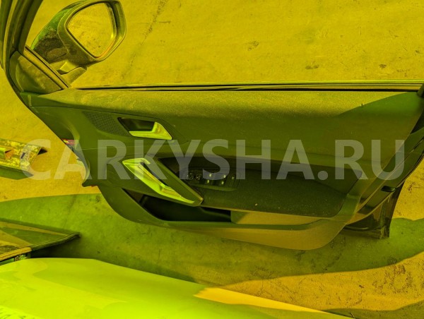 Дверь Peugeot 308 