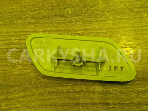 Крышка форсунки омывателя фары Toyota Prius 