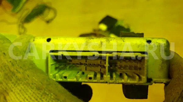 Блок управления trc Toyota Celsior 