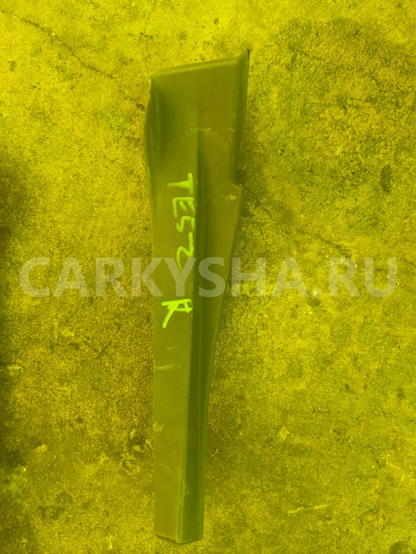 Уголок жабо Nissan Elgrand 