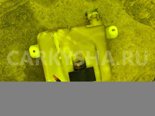 Бачок стеклоомывателя Toyota Land Cruiser 