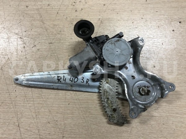 Стеклоподъемник задний правый Toyota RAV 4 IV (CA40) оригинальный номер 69803-42050