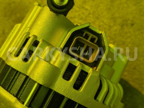 Генератор Nissan Liberty 