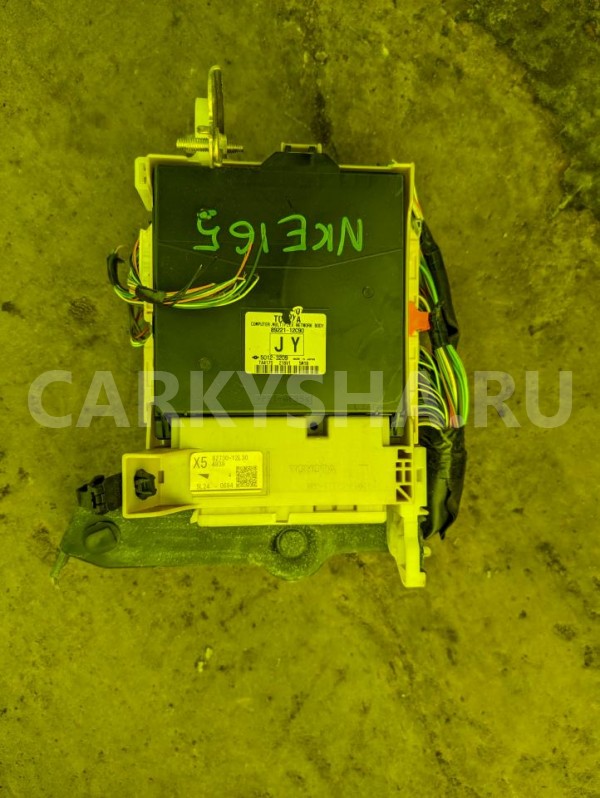 Электронный блок Toyota Corolla 