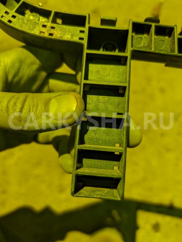 Крепление бампера Honda Accord 