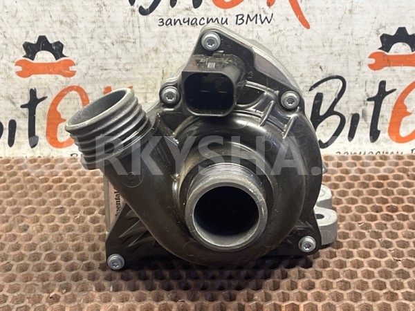 Водяной насос помпа BMW X5 