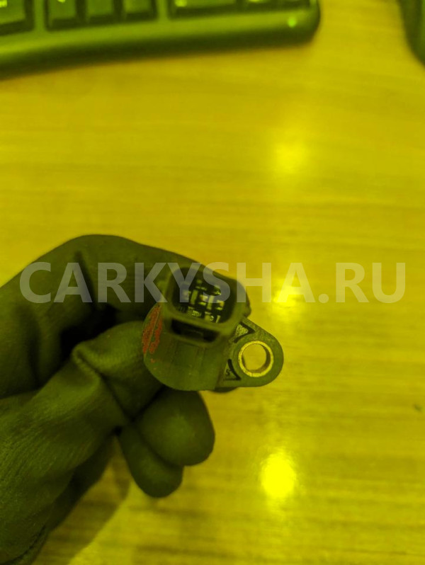 Датчик положения распредвала Mitsubishi Colt оригинальный номер MR985041