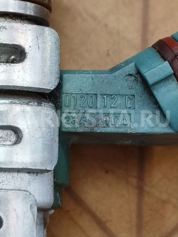 Форсунка инжекторная электрическая Toyota Crown 