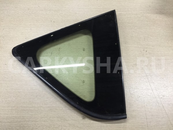 Стекло кузовное глухое правое Toyota RAV 4 III (XA30) оригинальный номер 62710-42270