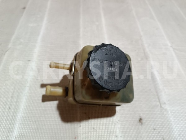 Бачок гидроусилителя Toyota Land Cruiser 