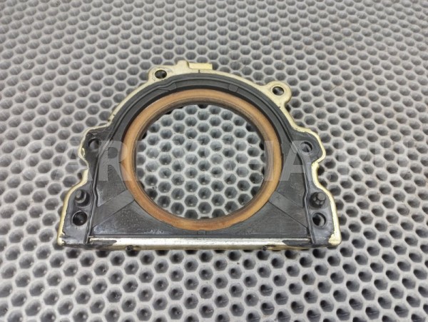 Крышка коленвала задняя Volkswagen Jetta 1K2 BSE Volkswagen Jetta 